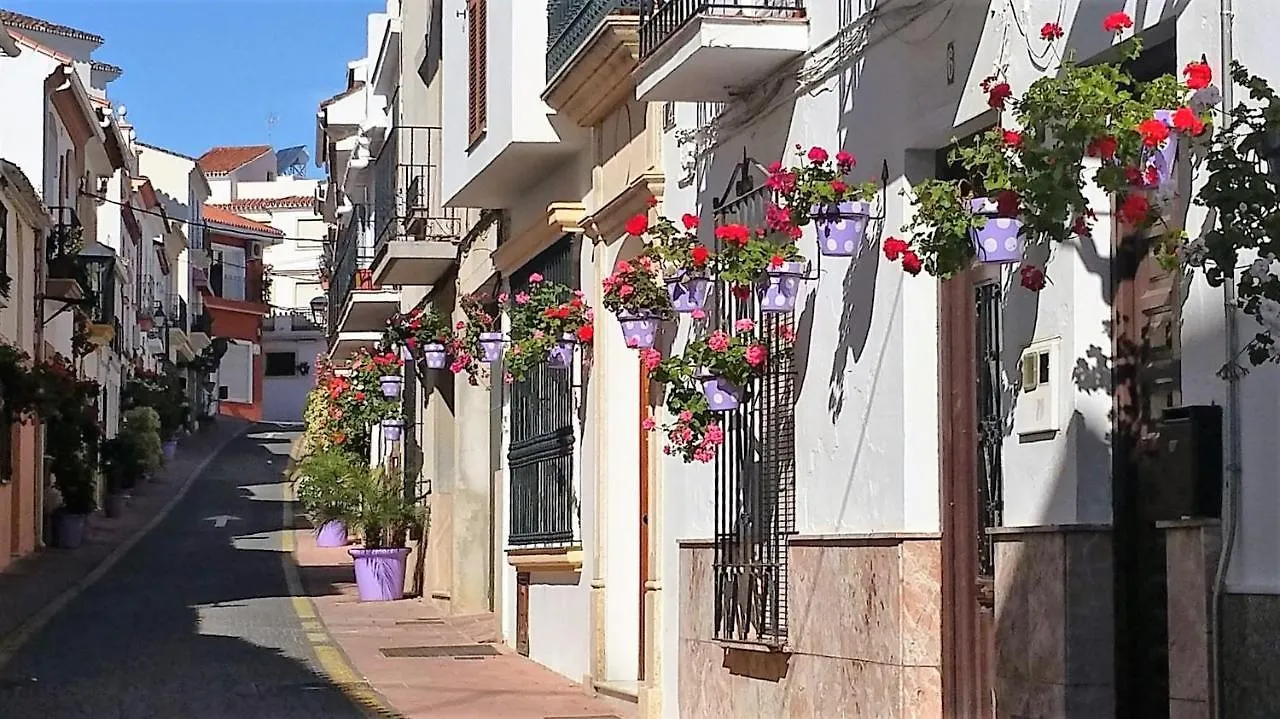 Penthouse With Stunning Views Lägenhet Estepona